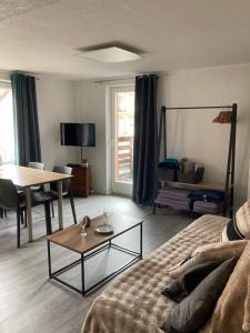 Appartements Appartement tout confort, avec terrasse : photos des chambres