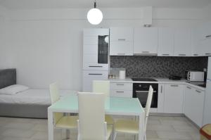 Aquamarine Apartments 1, VLORE