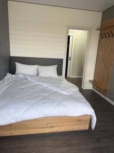 Hotel Hostel Перехрестя