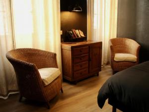 B&B / Chambres d'hotes La Maison du Cedre : photos des chambres