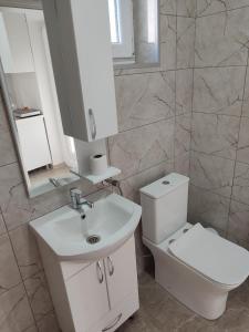 Vila Lazovi