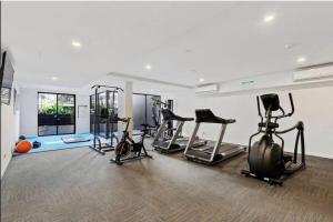 Located within walking distance of great breweries and restaurants