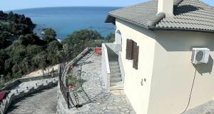 Tsonos Apartments