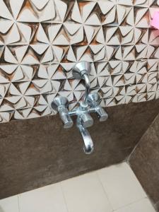 Royal 2 Bed Room Apartment -Opp Mattuthavai Bus stand Madurai