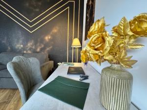ROYAL HOUSE - Parcheggio gratuito e Wi-Fi