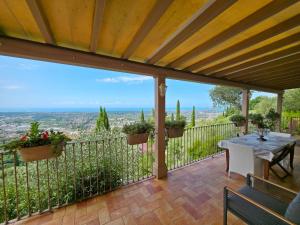 Uno Sguardo Sul Mare