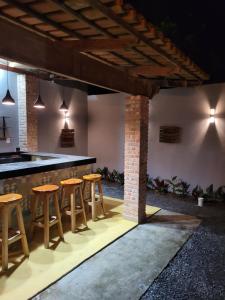 CASA COM PISCINA no CENTRO