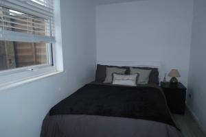 Comfortable 1 Bedroom near West Finchley Station Fast Tube to Central London