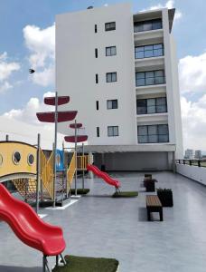 Bonito condominio Zona Real