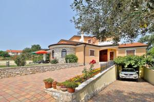 Villa Morena by Briskva