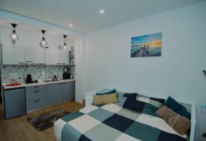 Oasis Studio Central City