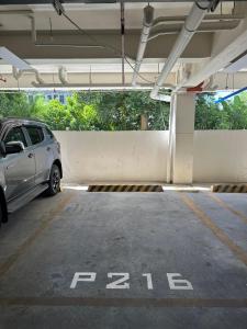 Serene Oaisis Condo with Netflix & WiFi