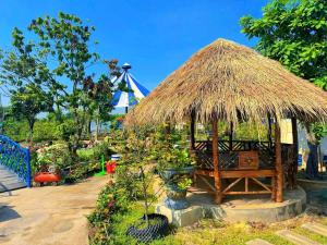 Mekong Camping Deluxe