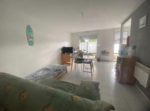 Appartements Appartement Soustons quartier Mora draps et caution en supplement : photos des chambres