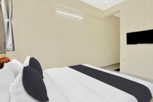 Super Collection O Lefort LUXE by PopTavern - 4-Sterne-Hotels in Thiruvananthapuram