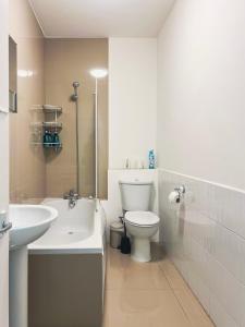 3BR Central London Apt Long Stay Private Garden