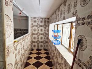 studio jirari chambre et 3 salons avec cuisine douche wifi