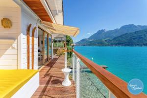 Maisons de vacances Chalet Coquillage Waterfront Escape On Lake : photos des chambres