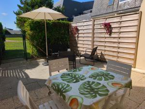 Appartements Appartement acces direct a la plage : photos des chambres