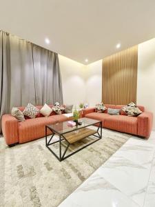 1Bed room Apartment with private entrance-2B