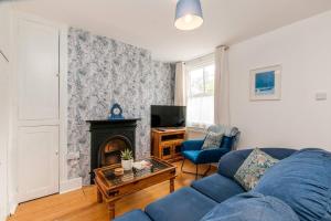 Magdala Cottage -Village Location- Dog Friendly