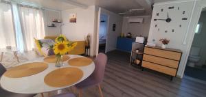 Konténer kulcsosház