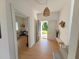 Plett Family Escape with Pool