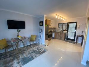 Heart of Hout Bay, Apartment