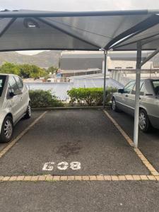 Heart of Hout Bay, Apartment