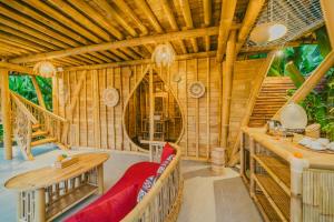 Balikayanas - Yumi House