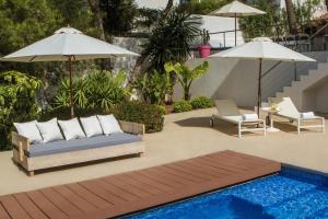 Spectacular 6 Bedroom Villa in San Jose 1062