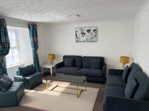 Etruria House - Near Water World, Festival Park and Bet365
