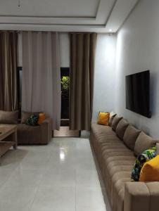 Appartement à louer à Bouznika avec piscine