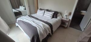 Excelente depto Rock Zafiro !