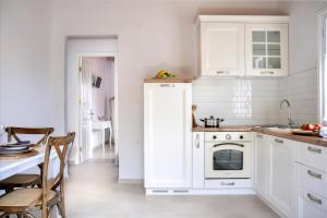 Gaios Hill Studio by PaxosRetreats