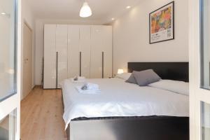 Moderno e comodo a 2 min dalla Metro Lucio Sestio