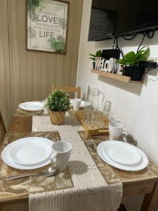 JAMMS Suite Shore Residences MAll of Asia