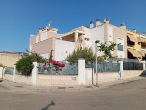 APARTAMENTOS TURISTICOS LAS CINCO JOYAS