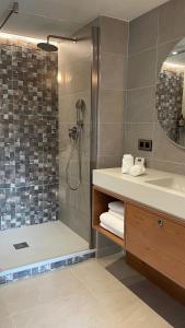 Auberge dAillon et dAilleurs