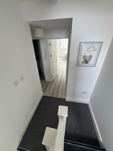 Double room - Private Bathroom-A newly built apartment with 3 floors- 5 rooms-3 Bathrooms-1 kitchen-1 terrace