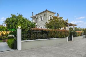 Corinthian Green Villa