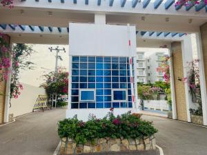 UrbanEdge Negombo Resort Apartment