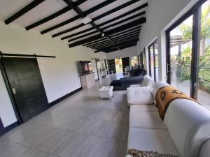 Casa de lujo wifi jacuzzi charcos parking