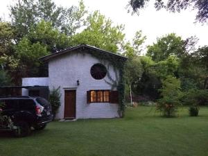 Casita confortable rodeada de Naturaleza