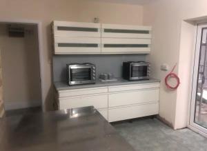 106 Brynmill - Room 6 - Sea views