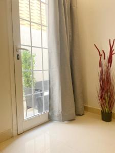 Beautiful apartment with private balcony-1