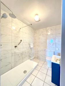 Cathedrals Corner Cobh