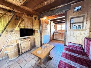 Appartements Residence Tavaillon - Chalet savoyard cosy centre village MAE-5161 : photos des chambres