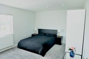 Brand New Luxury 1 Bedroom Apartment