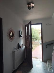 Sejours chez l'habitant Maison du soleil : Chambre Double avec Salle de Bains Privative